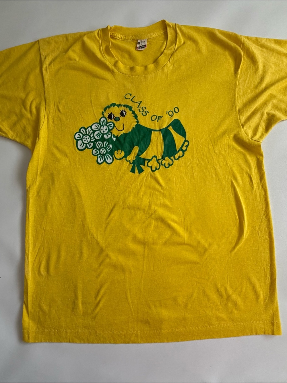 Vintage Screen Stars XL Yellow Class of 1990 Bee Graphic T-Shirt